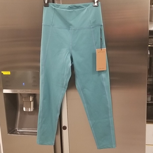 💕GIRLFRIEND💕 Compressive High-Rise Legging 3/4 M - Picture 7 of 12